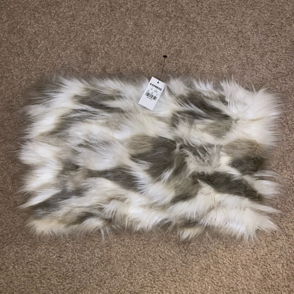 NWT EXPRESS Faux Fur Cowl Scarf